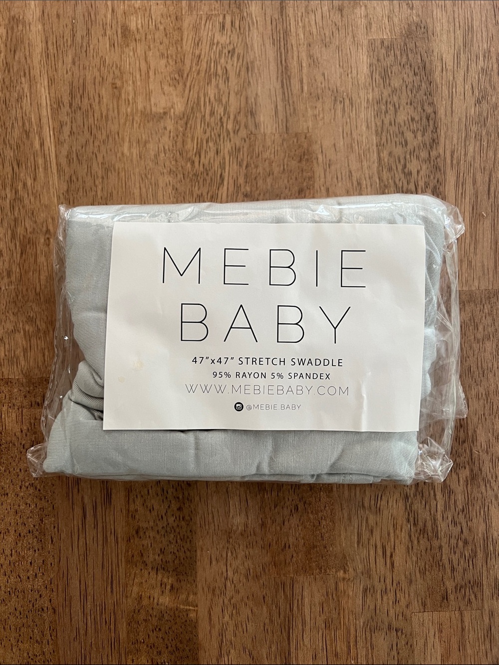 Mebie Baby - stretch swaddle